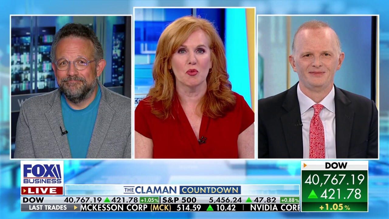  'The Claman Countdown' panelists Phil Libin and Daniel Flax react to Apple launching a new phone with Apple Intelligence.